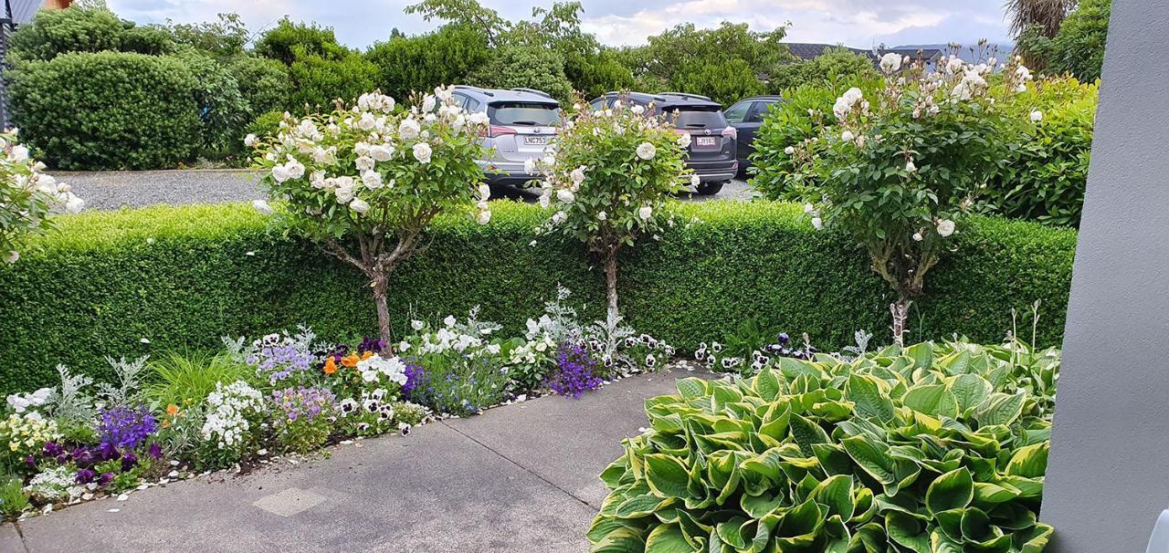 Dunluce Boutique B&B Te Anau Exteriör bild