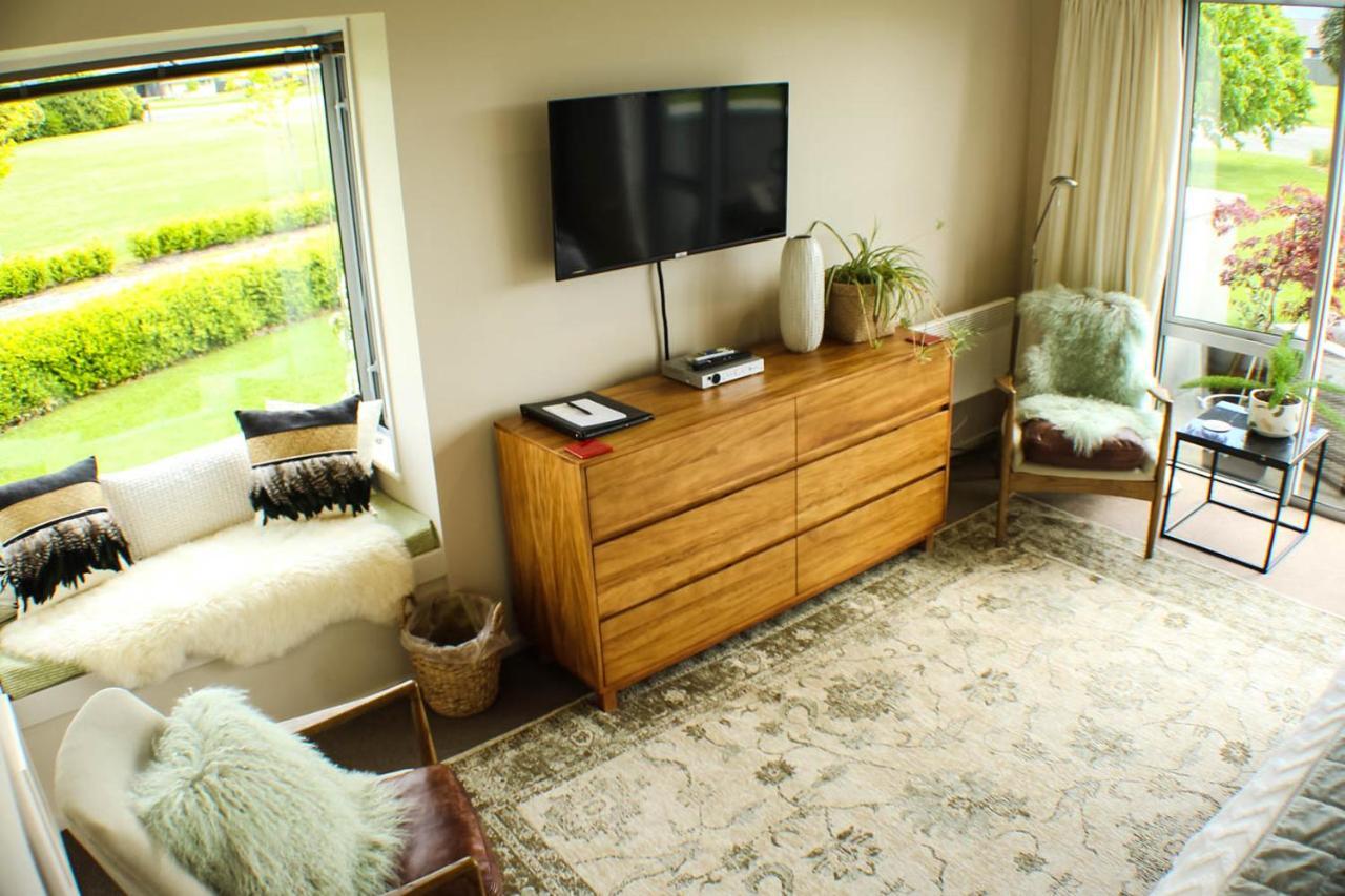 Dunluce Boutique B&B Te Anau Exteriör bild