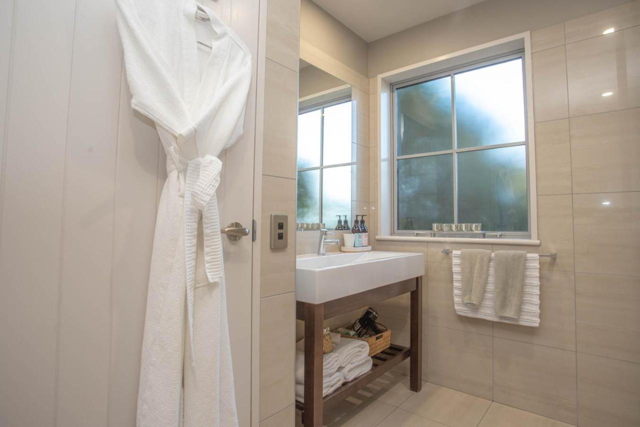 Dunluce Boutique B&B Te Anau Exteriör bild